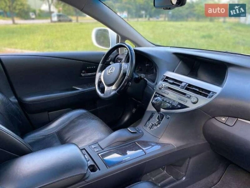 Lexus