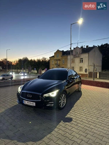 Infiniti