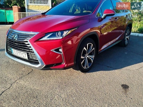 Lexus