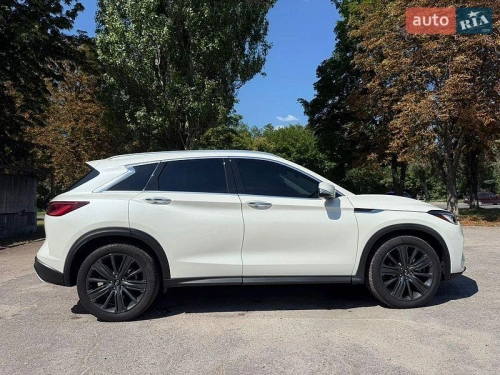 Infiniti