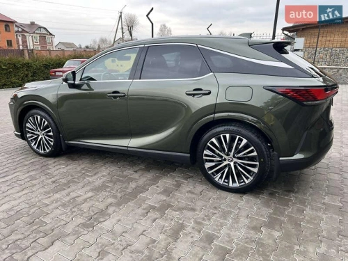 Lexus