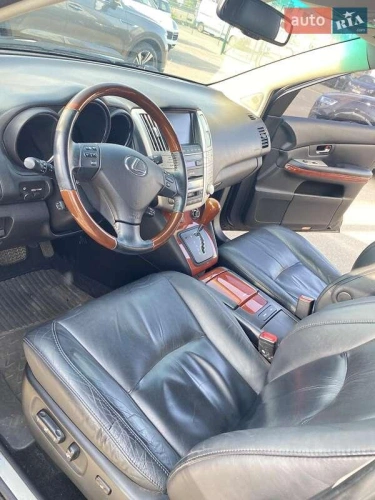 Lexus