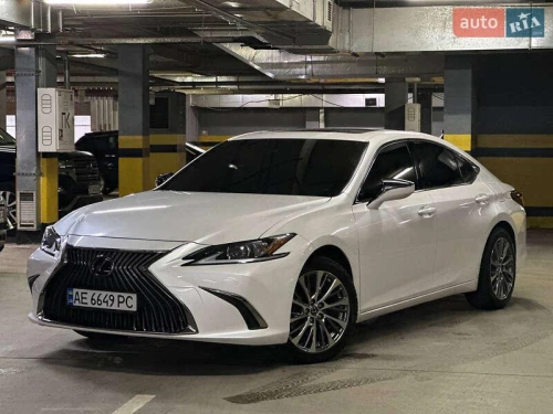 Lexus