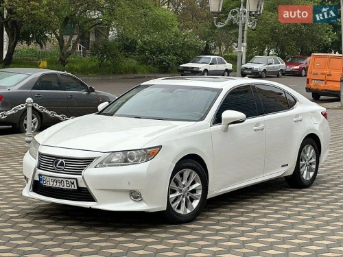 Lexus
