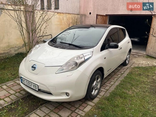 Nissan Leaf 2014