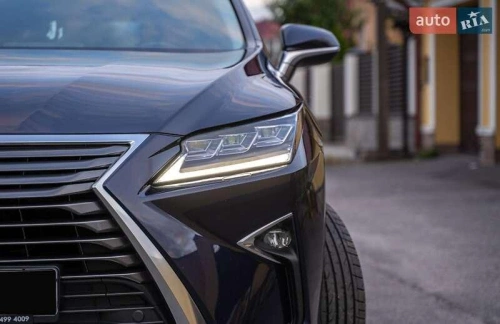 Lexus