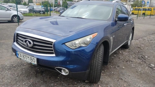 Infiniti
