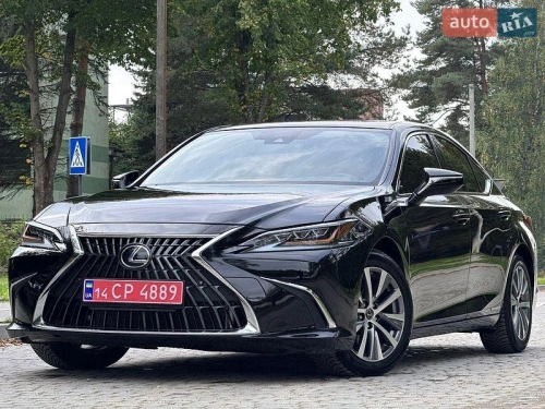 Lexus