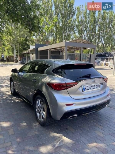 Infiniti