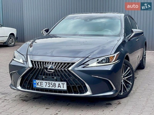 Lexus