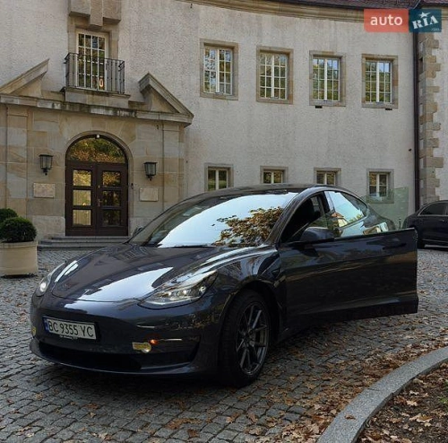 Tesla
