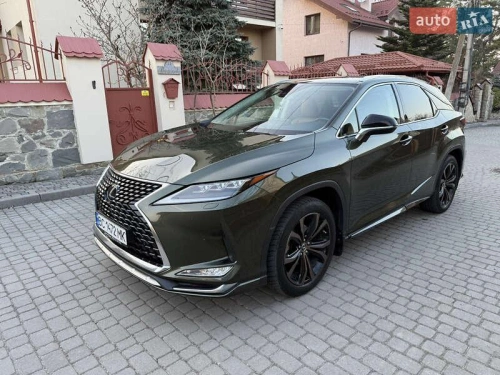 Lexus