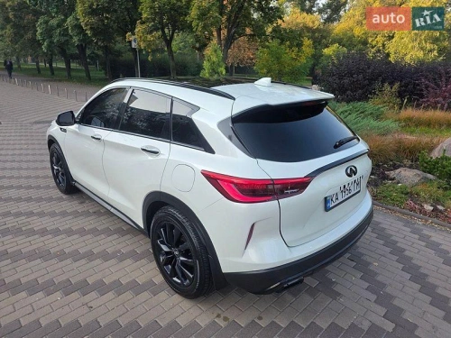 Infiniti