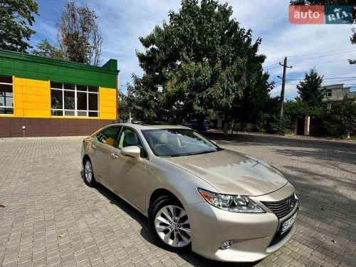 Lexus