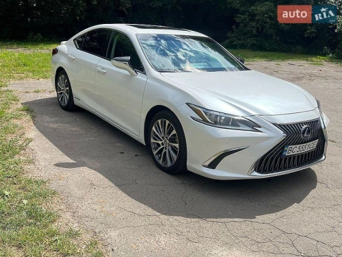 Lexus