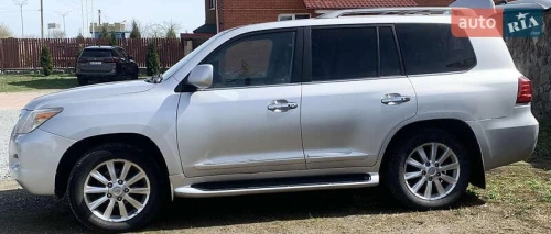 Lexus