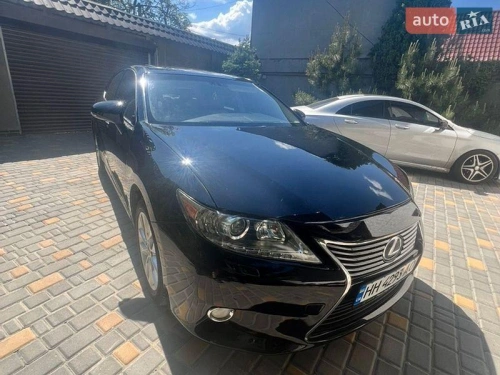 Lexus