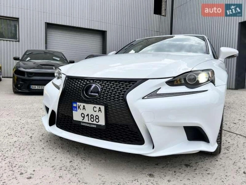 Lexus