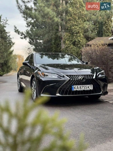 Lexus