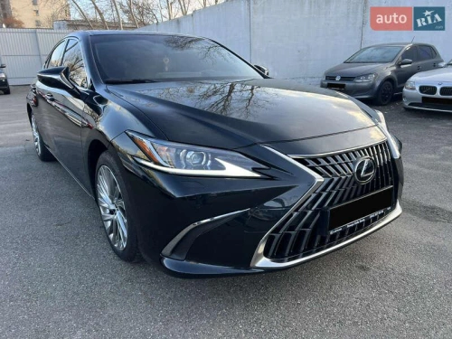 Lexus