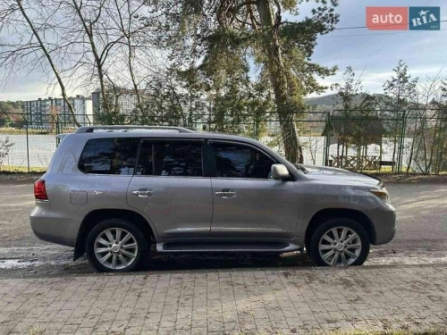 Lexus