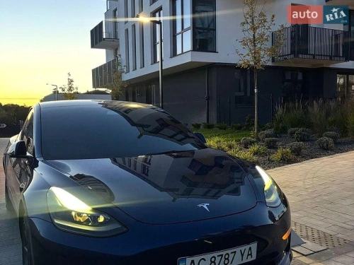 Tesla