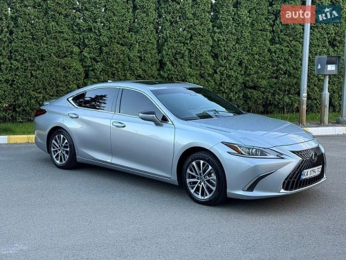 Lexus
