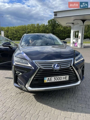 Lexus