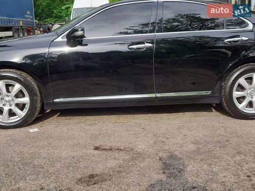 Lexus