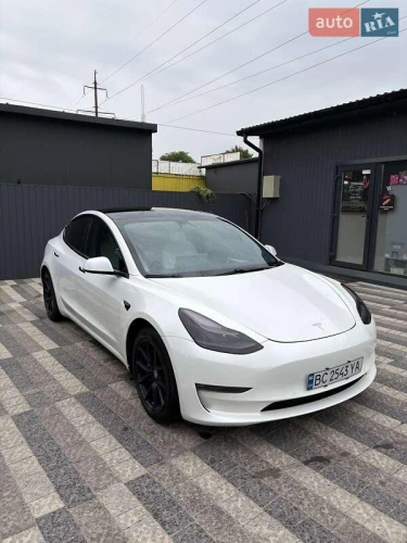 Tesla