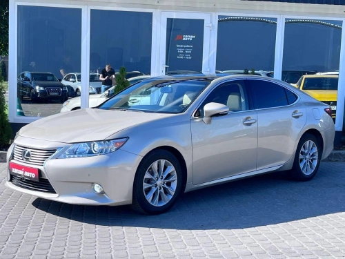 Lexus
