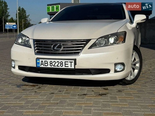 Lexus