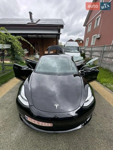 Tesla