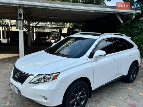 Lexus