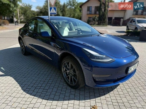 Tesla