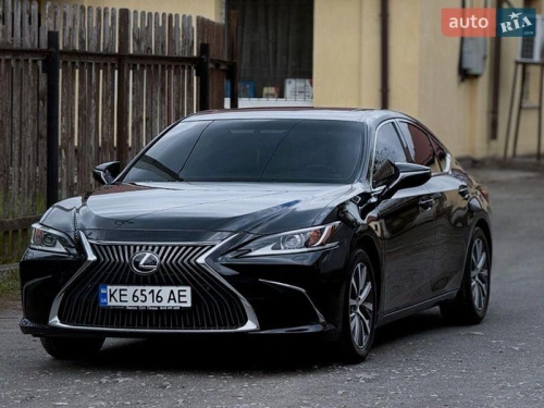Lexus