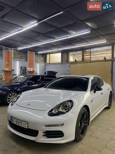 Porsche