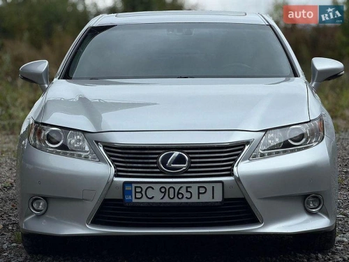Lexus