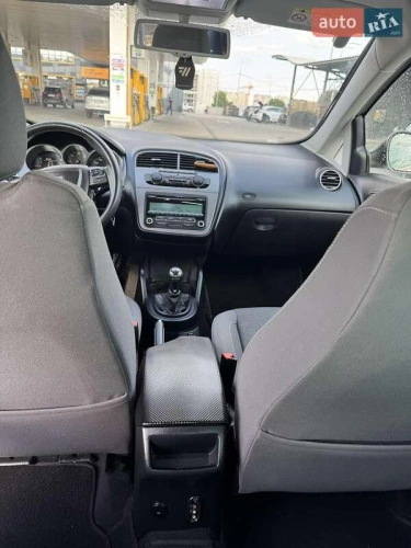 SEAT