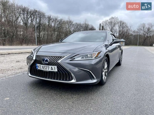 Lexus