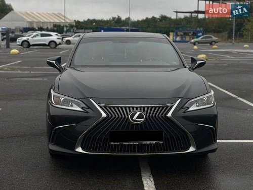 Lexus