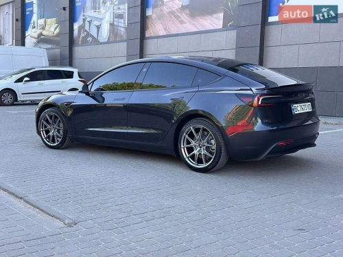 Tesla