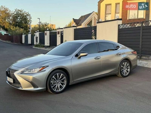 Lexus