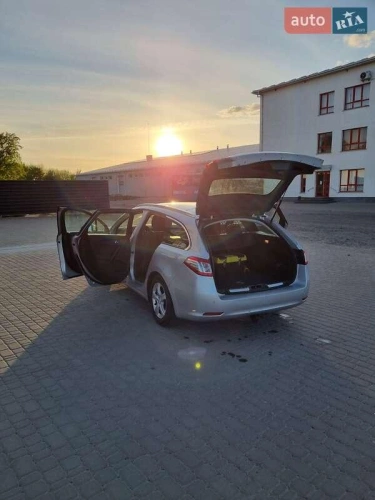 Peugeot