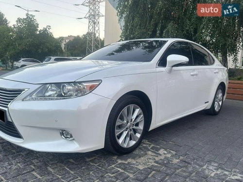 Lexus