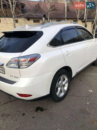 Lexus