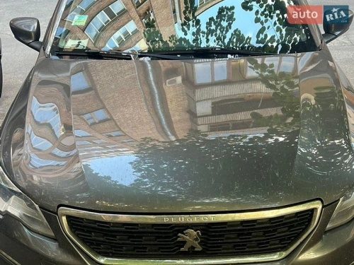 Peugeot