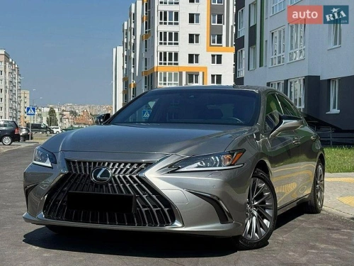 Lexus