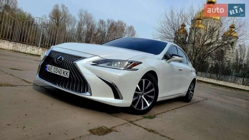 Lexus