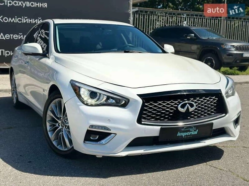 Infiniti